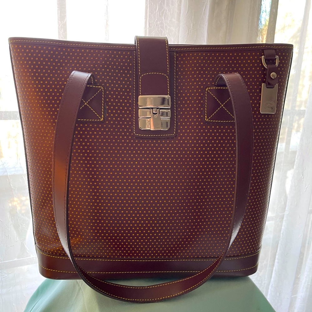 Dooney & Bourke handbag